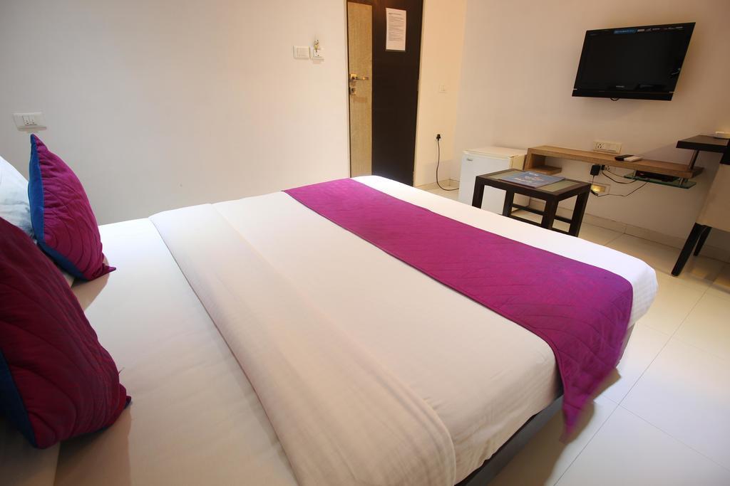 Hotel Oyo 1287 Corporate Residency 3*