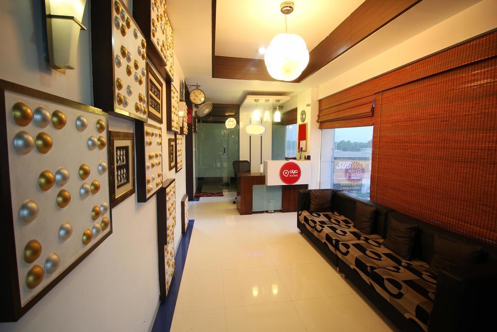 Hotel Oyo 1287 Corporate Residency Ahmedabad