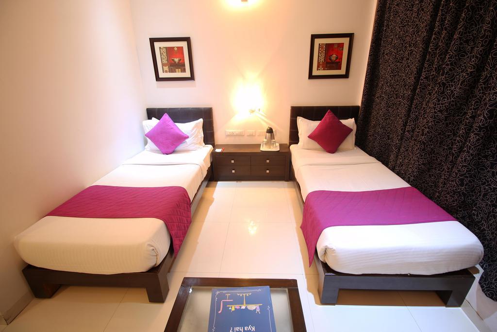 Oyo 1287 Corporate Residency Hotel