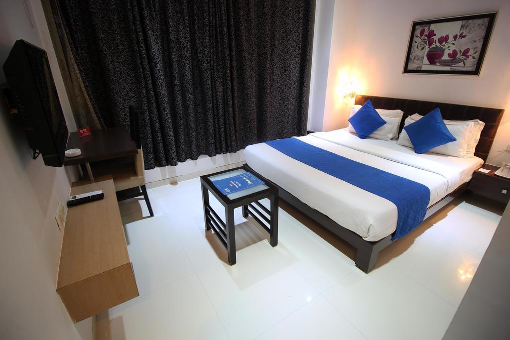 Hotel Oyo 1287 Corporate Residency