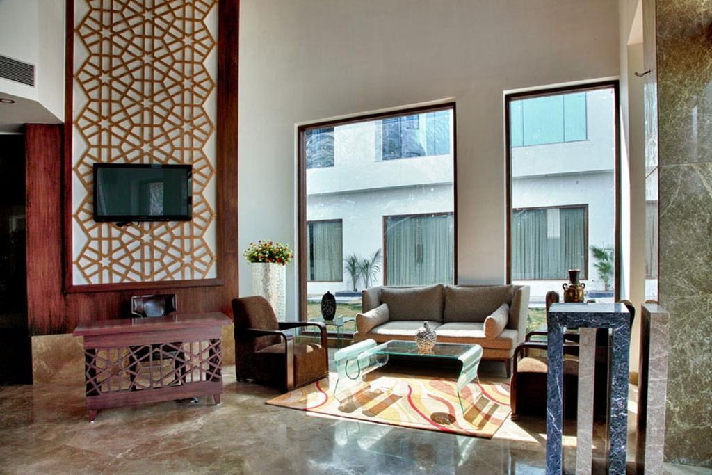 Avalon & Banquets 3* Ahmedabad