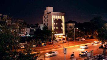 Hotel Oyo 1545 Shivani International 3*