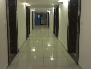 Salute Hotel 2*