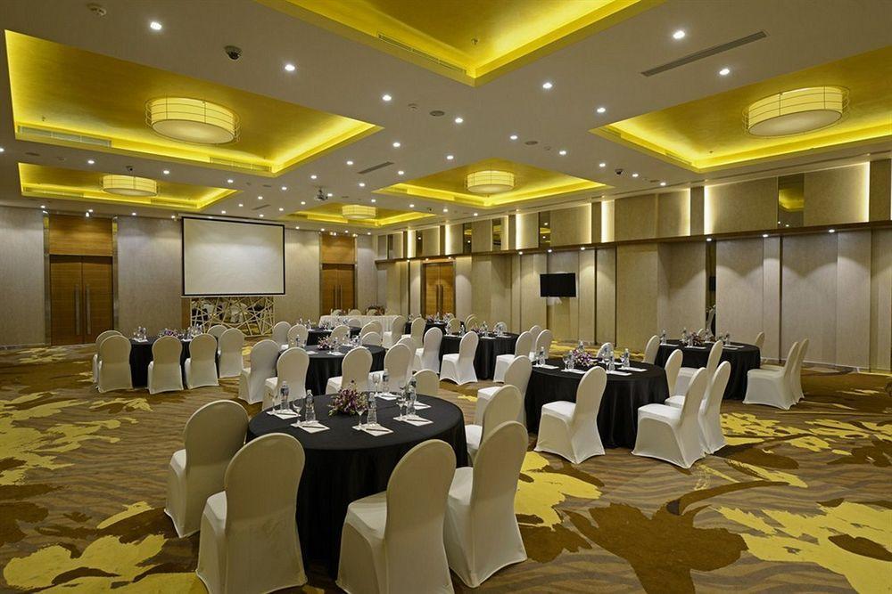 Hotel Eastin Ahmedabad