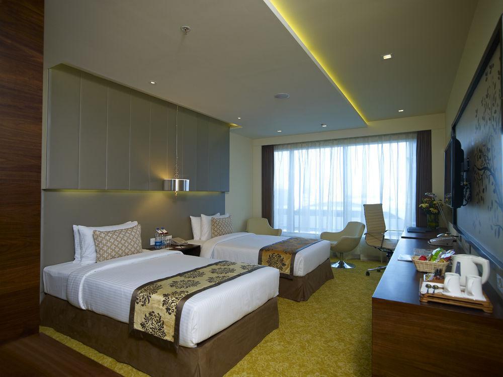 Hotel Eastin Ahmedabad