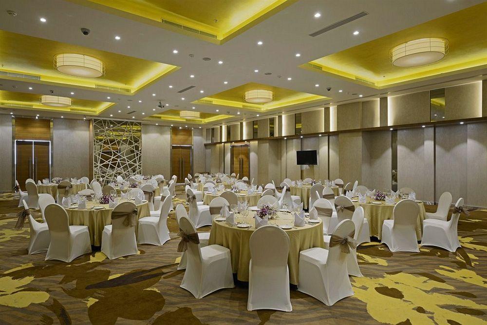 Eastin Hotel 5*