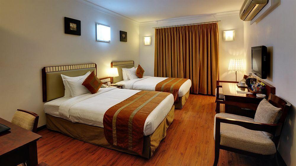 Hotel 3 By Oyo Nami Residency, 4*