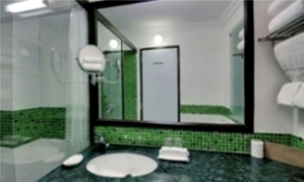 3 By Oyo Nami Residency, 4*
