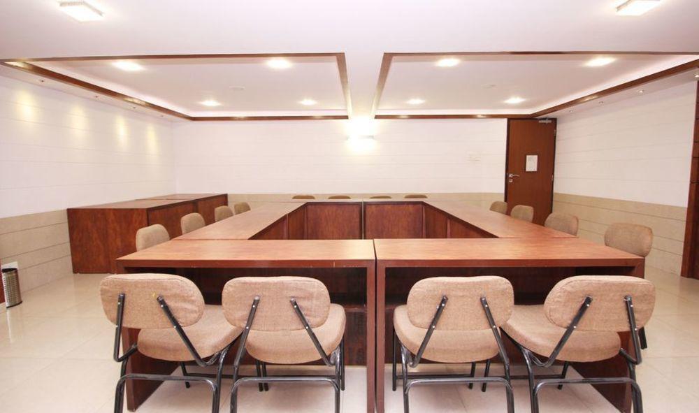 Hotel Centra Ahmedabad