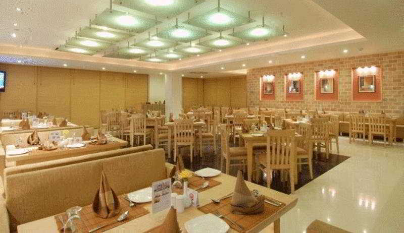 Fabhotel Cambay Sapphire Hotel