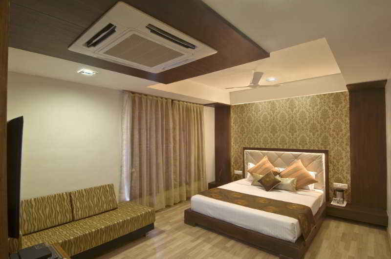 Hotel Treatotel 3*