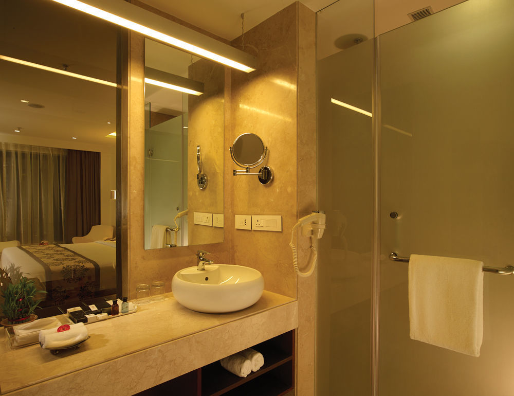 Hotel Renaissance Ahmedabad
