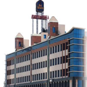 Hotel Takshashila 3*