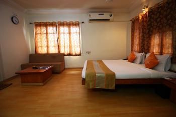 Oyo Income Tax Ashram Road 2 Ahmedabad