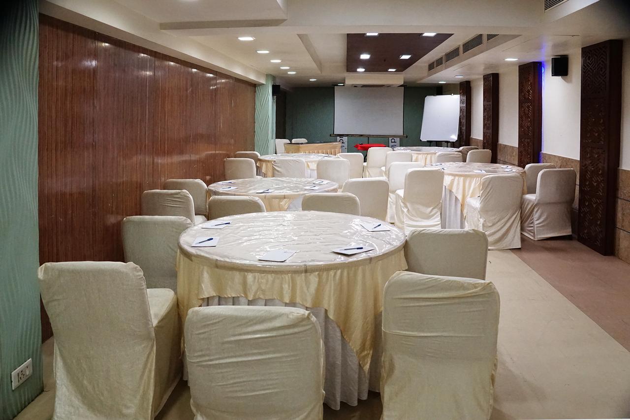 Silvercloud And Banquets 4* Ahmedabad