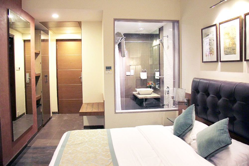 Hotel Riverview Ahmedabad