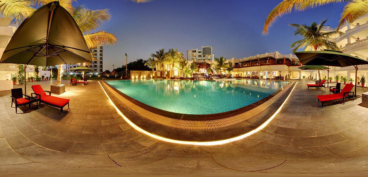 Aarya Grand & Hotel 4*