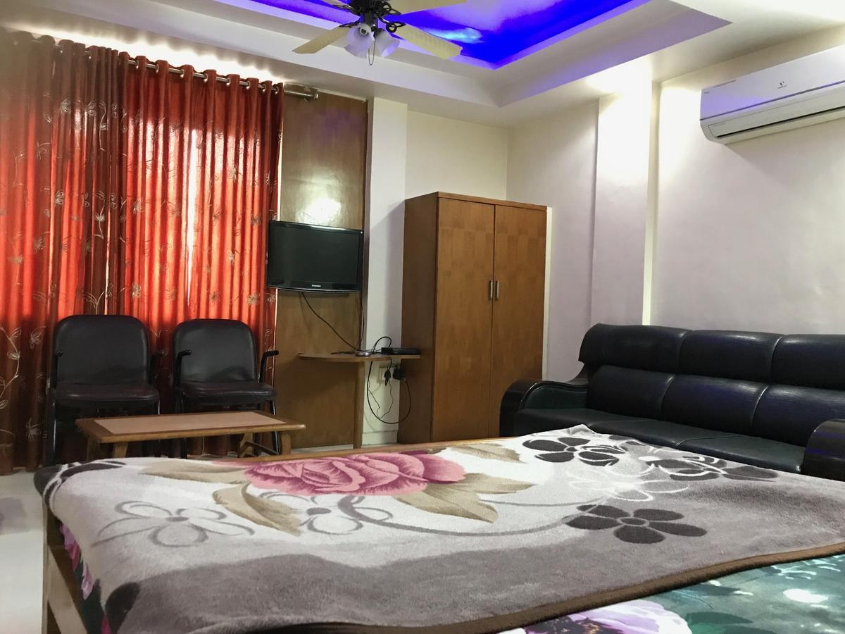 Hotel Rajratna 3*