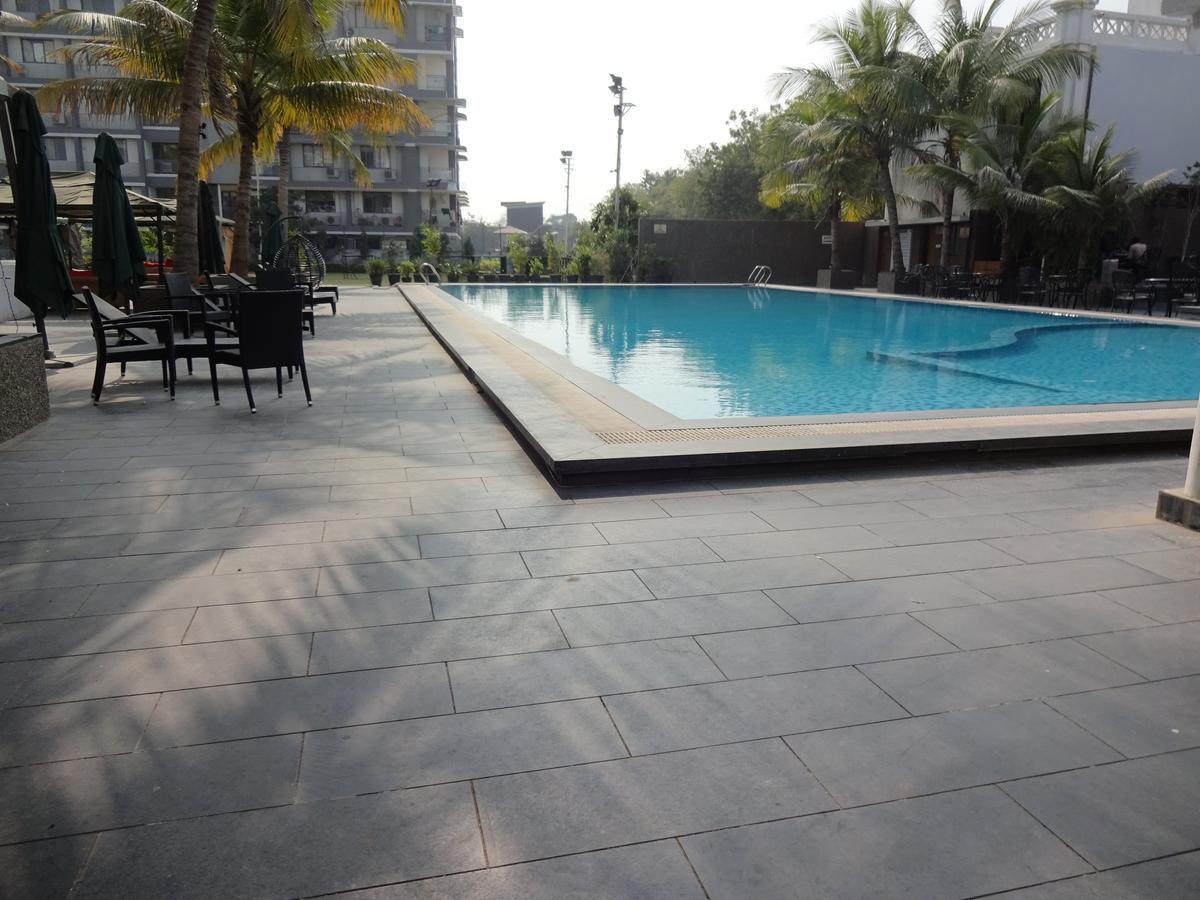 Hotel Aarya Grand & 4*