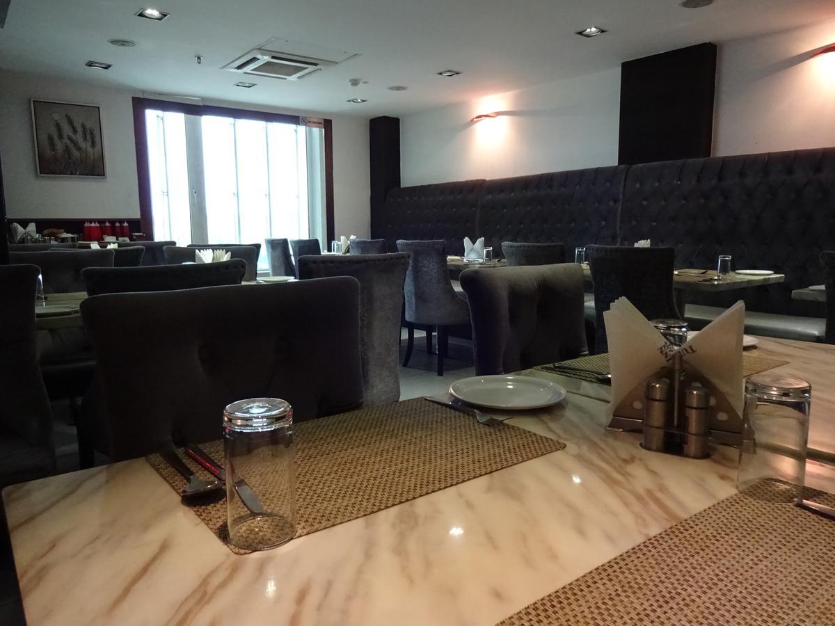 Hotel Tulip Inn,