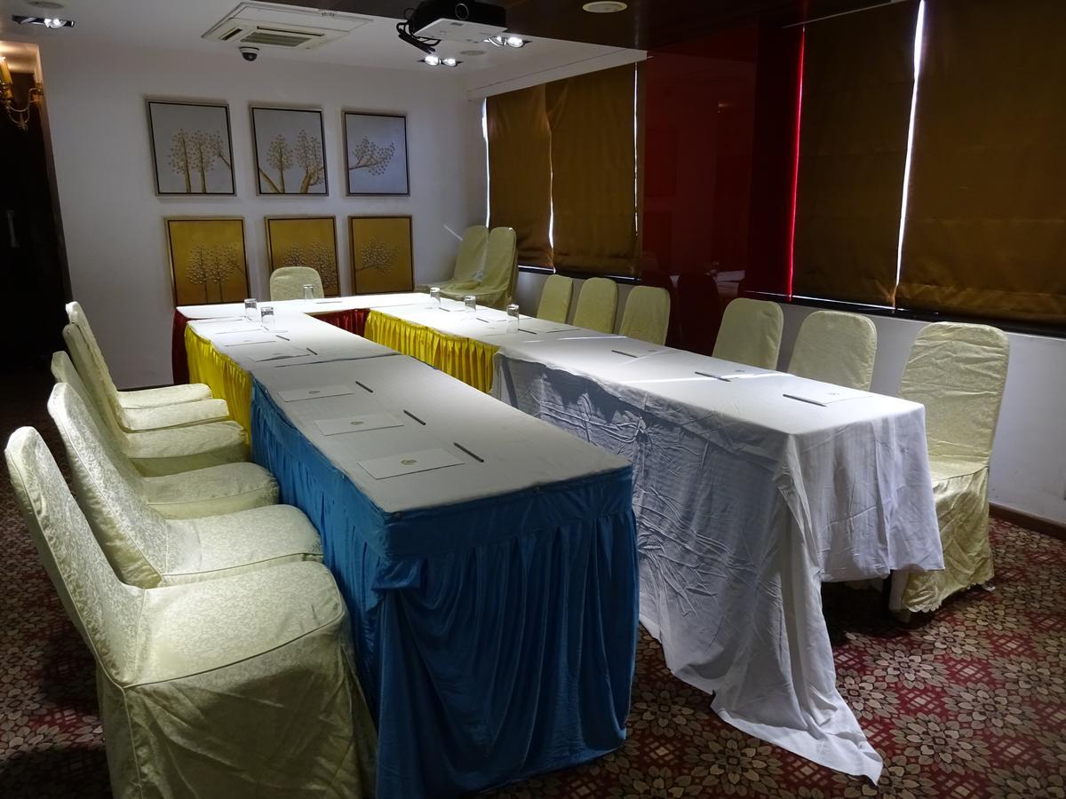 Tulip Inn, 3* Ahmedabad