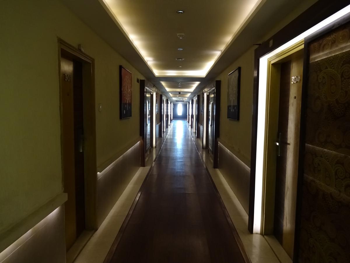 Hotel Tulip Inn, 3*