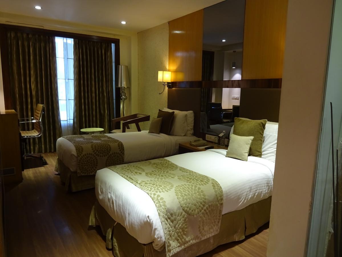 Tulip Inn,