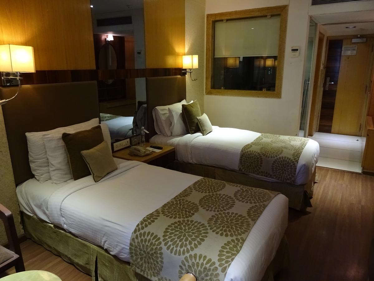 Tulip Inn, Hotel