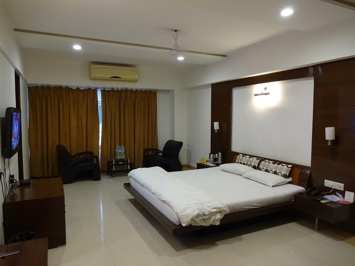Platinum Residency Hotel 3*