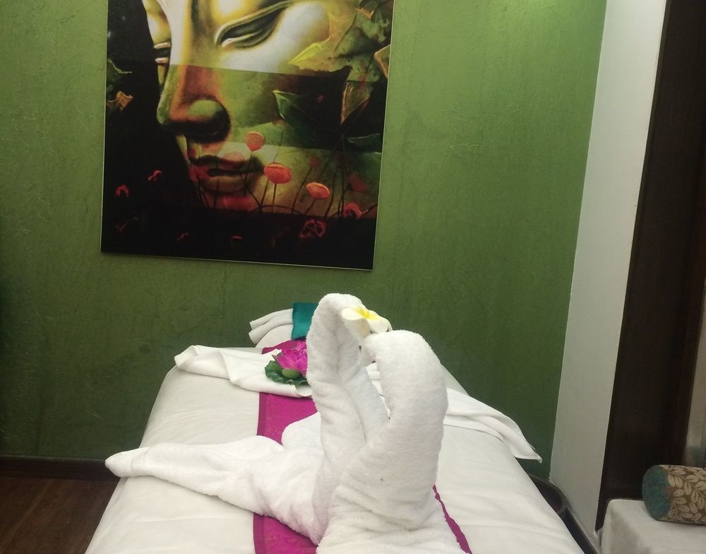 Hotel Welcomhotel By Itc Hotels, Ashram Road, Ahmedabad