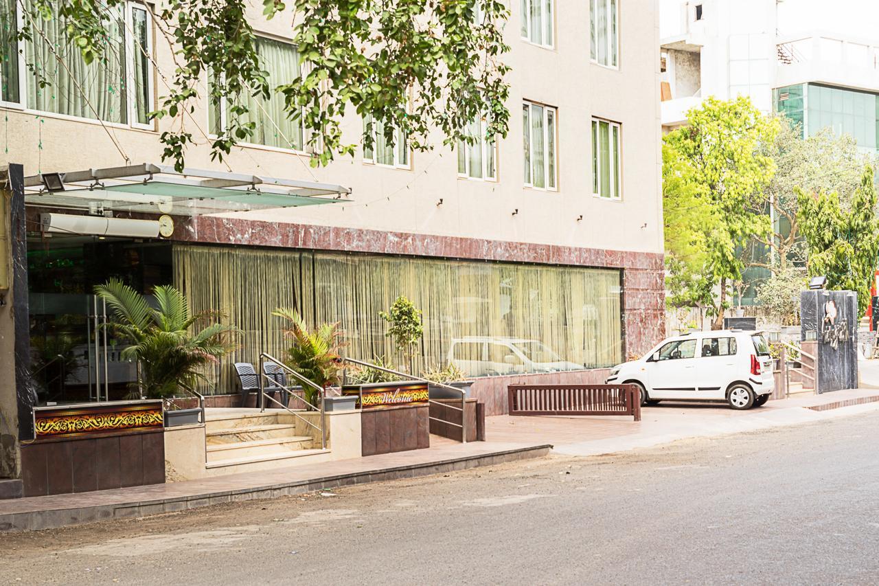 Super Armoise Hotel