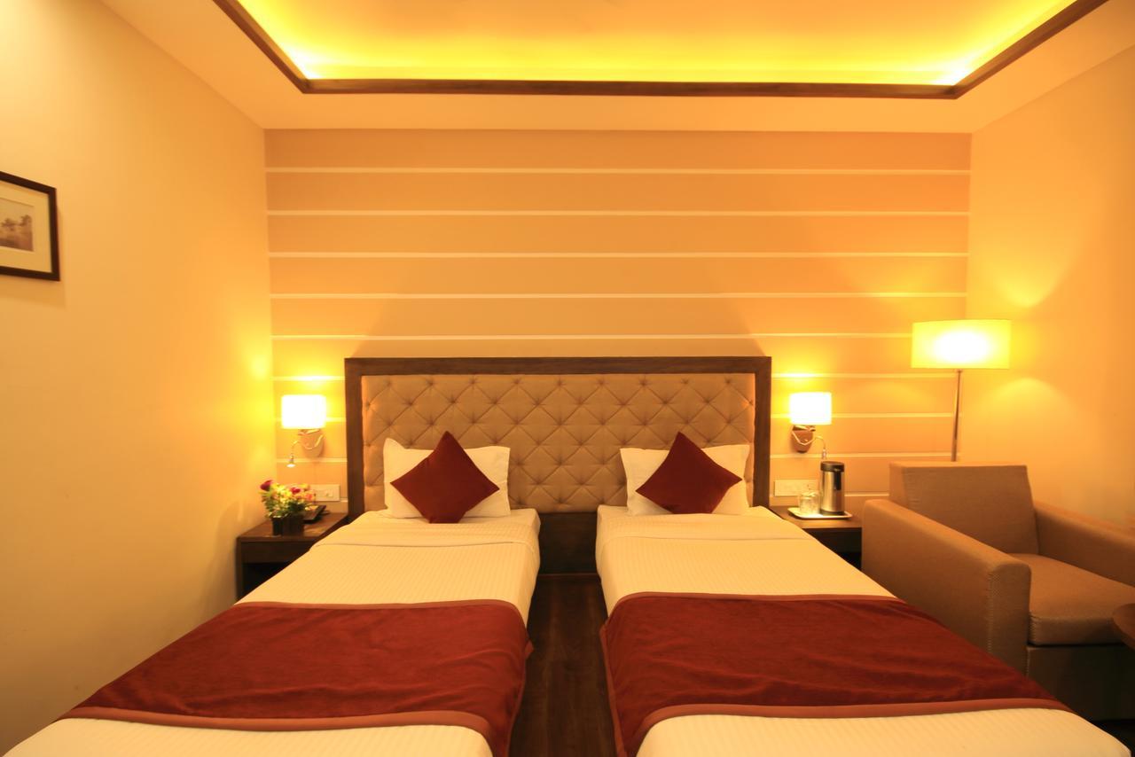 Hotel Naeeka Ahmedabad