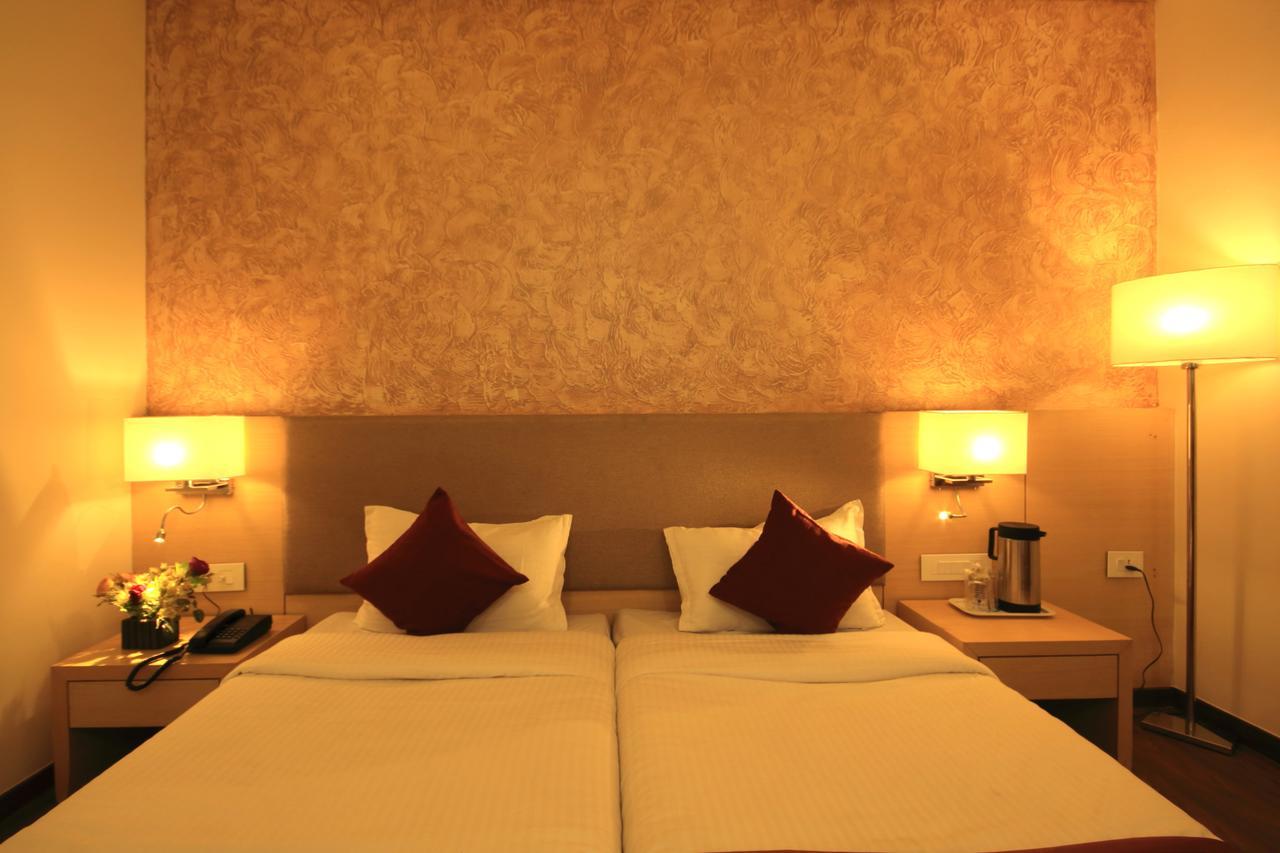 Naeeka Hotel