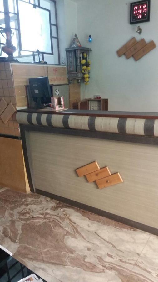 R.j.residency 2* Ahmedabad