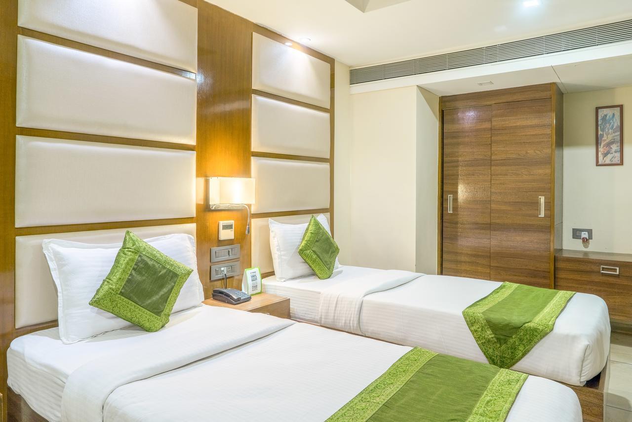Hotel Super Armoise Ahmedabad