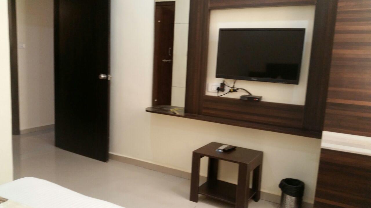 Cg Plaza Hotel Ahmedabad