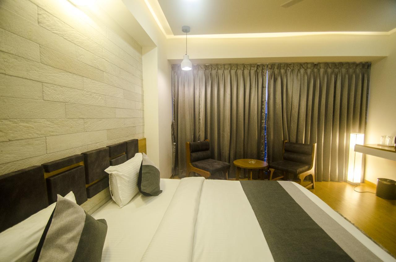 Grand Elegance Hotel Ahmedabad