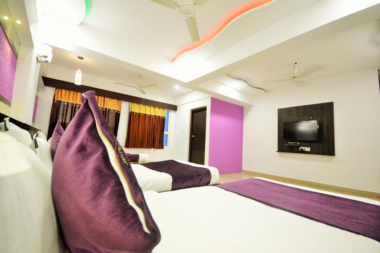 Oyo 2252 Double Bless 3* Ahmedabad