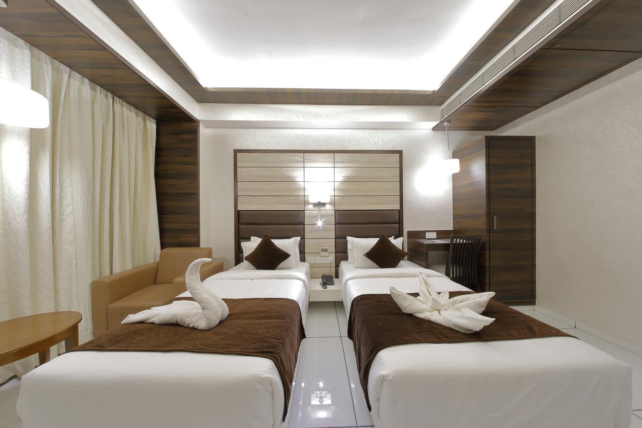 Silver Heights Hotel 3*