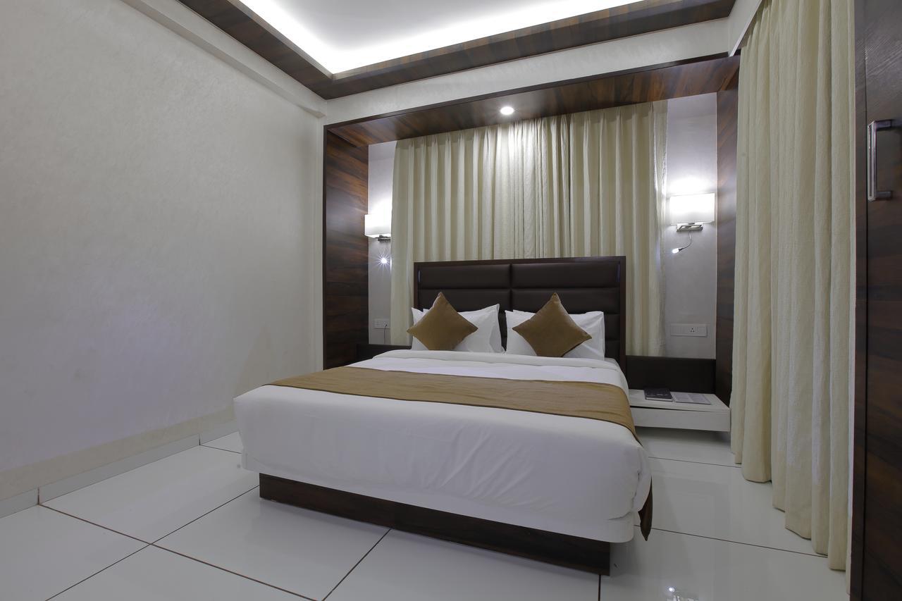 Silver Heights Hotel