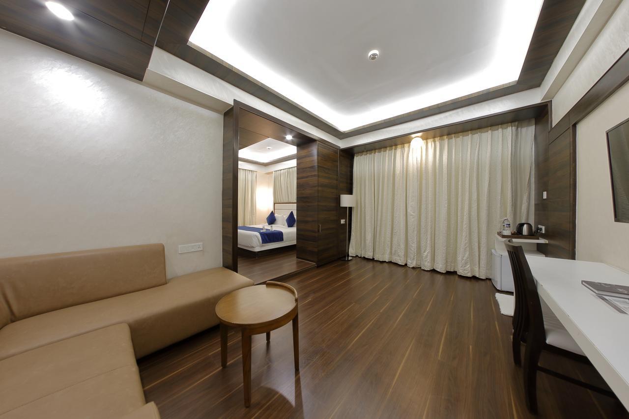 Silver Heights 3*