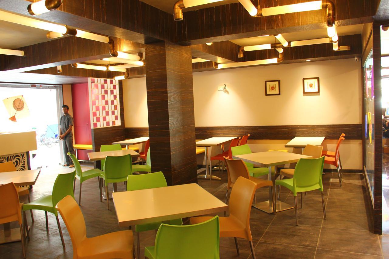 Hotel Oyo 1183 Kells 3*