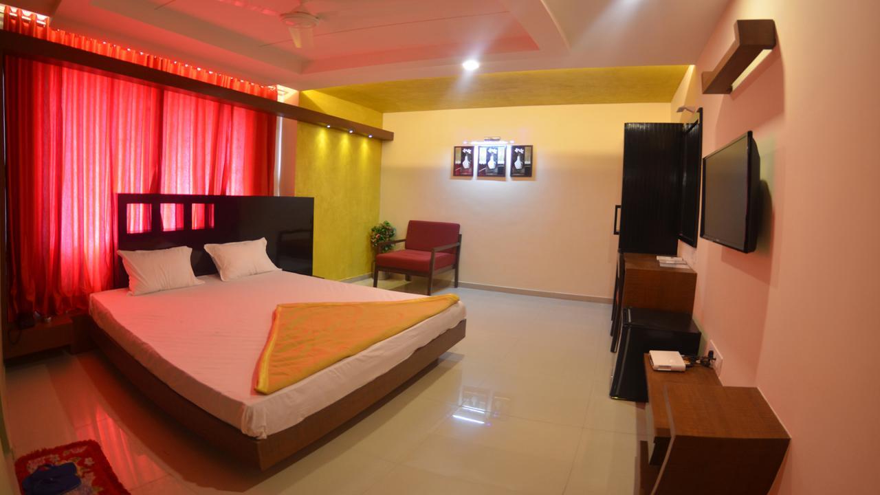 Barcelona Exotica Ahmedabad