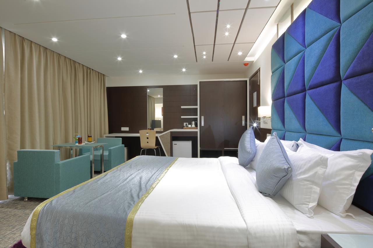 Pragati The Grand Hotel 3*