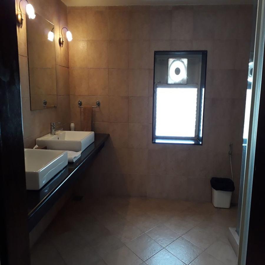 Divans 4*