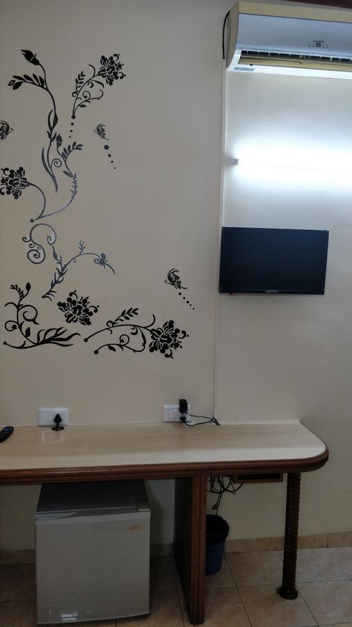 Hotel Damjis Ahmedabad