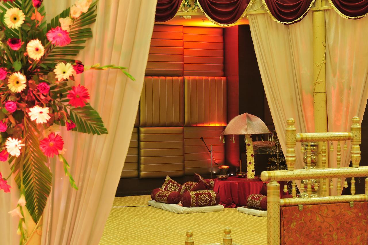 The Cambay Grand Hotel 4*