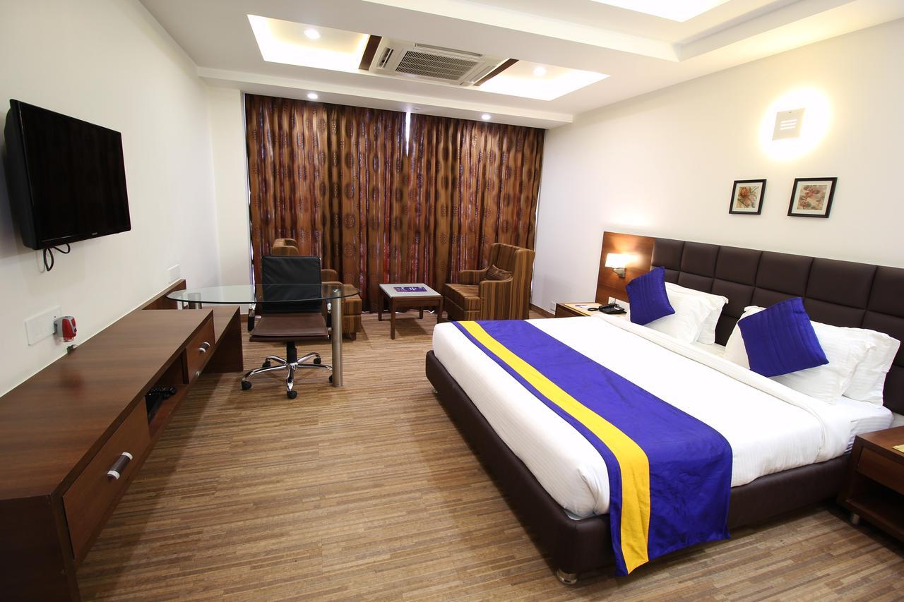 Hotel Pageone Ahmedabad