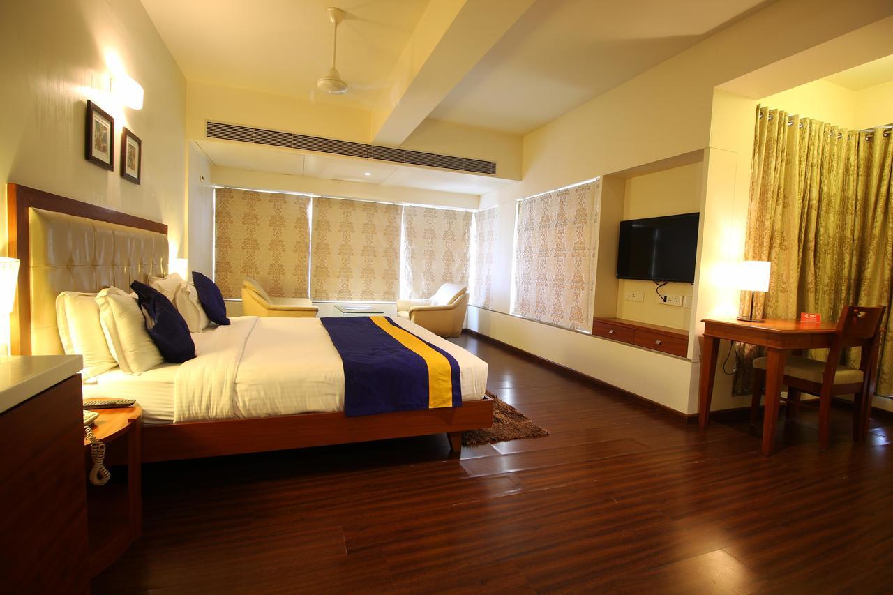 Hotel Oyo 1183 Kells 3*