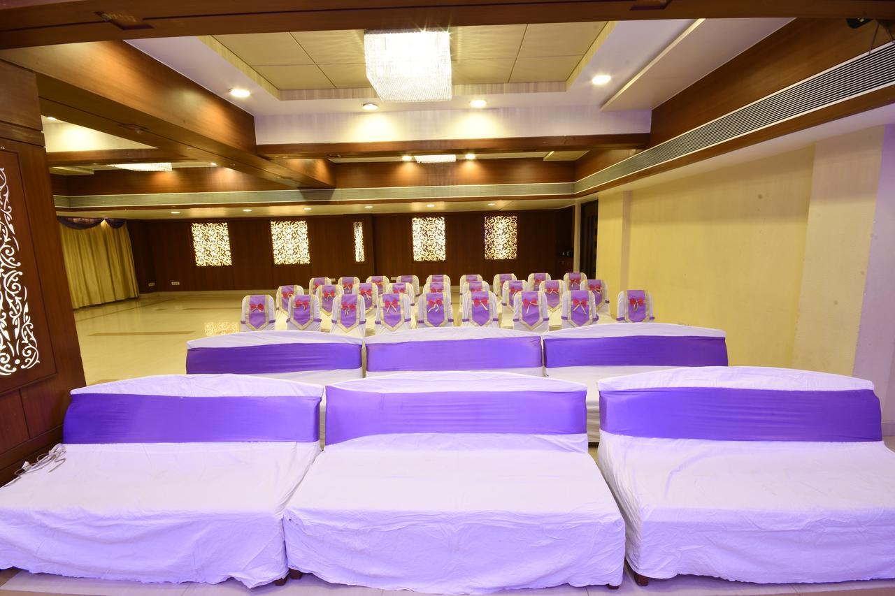 Hotel Platinum Residency Ahmedabad